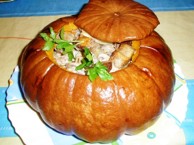 Тыква с курицей в духовке рецепт пошагово Тыква с курицей в духовке рецепт пошагово