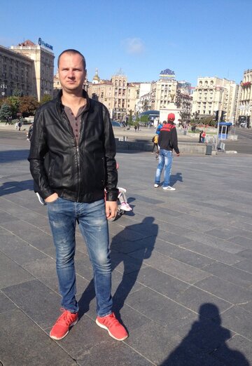 Моя фотография - Андрей, 36 из Ромны (@andrey562560)