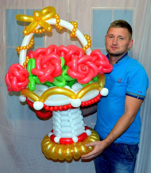 Подарок на день рождения из шаров Подарок на день рождения из шаров