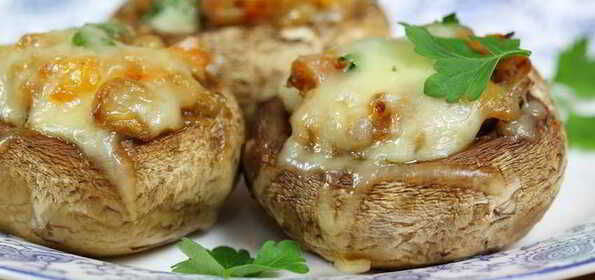 Грибы запеченные с мясом и сыром в духовке рецепт