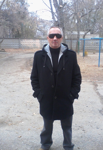 Моя фотография - Алексей, 69 из Волжский (Волгоградская обл.) (@aleksey127150)