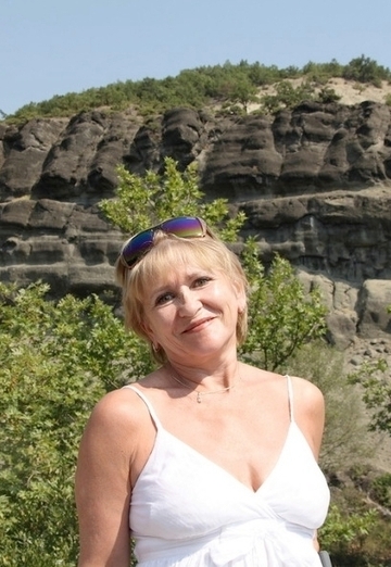 Моя фотография - Елена, 68 из Лесной (@elena8588)