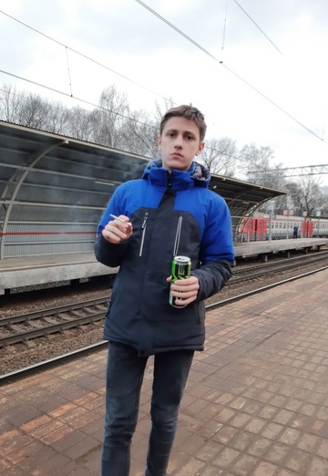 Моя фотография - Владимир, 20 из Москва (@vladimir321015)